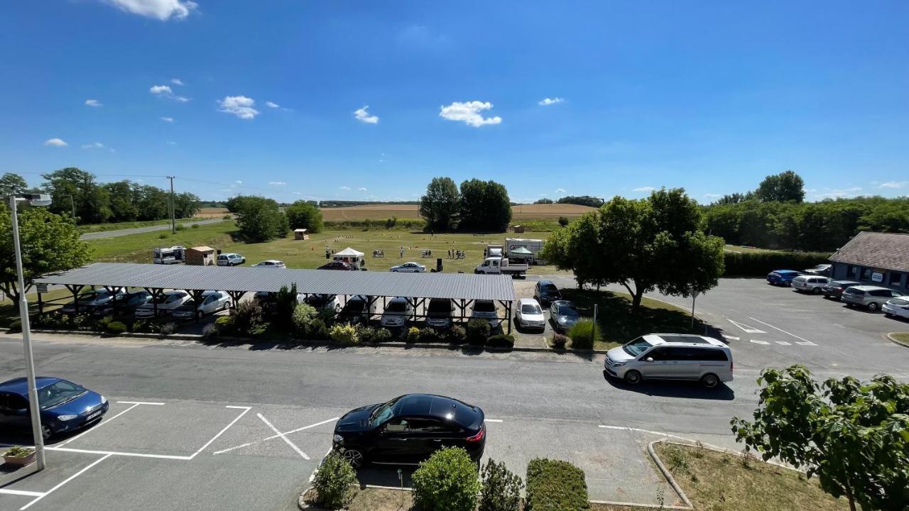 Patyi Etterem Es Hotel Bögöte Exteriör bild